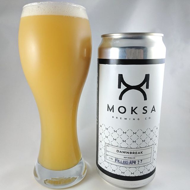 ———————————– Beer: Dawnbreak Style: Double IPA ABV: 7.7% IBU: ? Hops: Simcoe, Citra, Mosaic ———————————– Brewery: Moksa – Rocklin, CA Brewery IG: @moksabrewing ———————————– Special thanks to @Bud358 for the trade! ———————————– Rating: 4.75/5 Notes: Mmmm. Great juice going on here. I get some lemon in there which really finishes off the taste well. Awesome after taste. ———————————– #moksabrewery #moksabeer #moksabrewing #beer #thebeersbeer #beers #cheers #brewery #brew #beersoftheworld #hophead #hops #microbrew #drinkbeer #brewposts #instabeer #hazy #hazyipa #ipa #ipabeer #haze