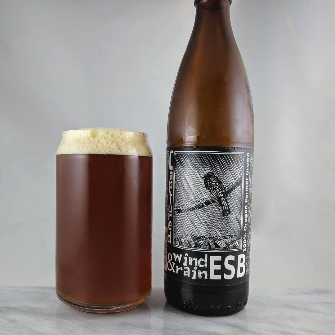 Beer: Wind and Rain
Style: ESB
ABV: 4.7%
IBU: –
Hops: ?
———————————–
Brewery: Captured By Porches – Gresham, OR
Brewery IG: ?
———————————–
Rating: 3.75/5
Notes: Malt and caramel is what I’m getting mostly here. Nice and smooth with plenty of flavor. Awesome that it’s 100% Oregon farm grown.
Bottle art: Really dig the block print from Wharton Esherick.
Drinkage: No date on bottle.
———————————–