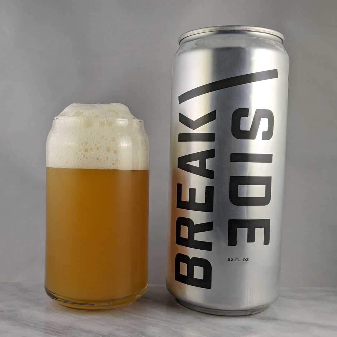 ????: Coming Out Party
?????: DIPA
???: 8.1%
???: –
????: Taiheke, Mosaic, Vic Secret
———————————–
???????: Breakside – Portland, OR and Comrade Brewing Co – Denver, CO
??????? ??: @breaksidebrews and @comradebrewing
———————————–
??????: 4/?
?????: I like this. A very citrus heavy haze with some good tropical flavors as well. Looking forward to trying more beers / collabs from Comrade Brewing.
??? ???: Standard Breakside crowler.
????????: 5 days after crowlered.